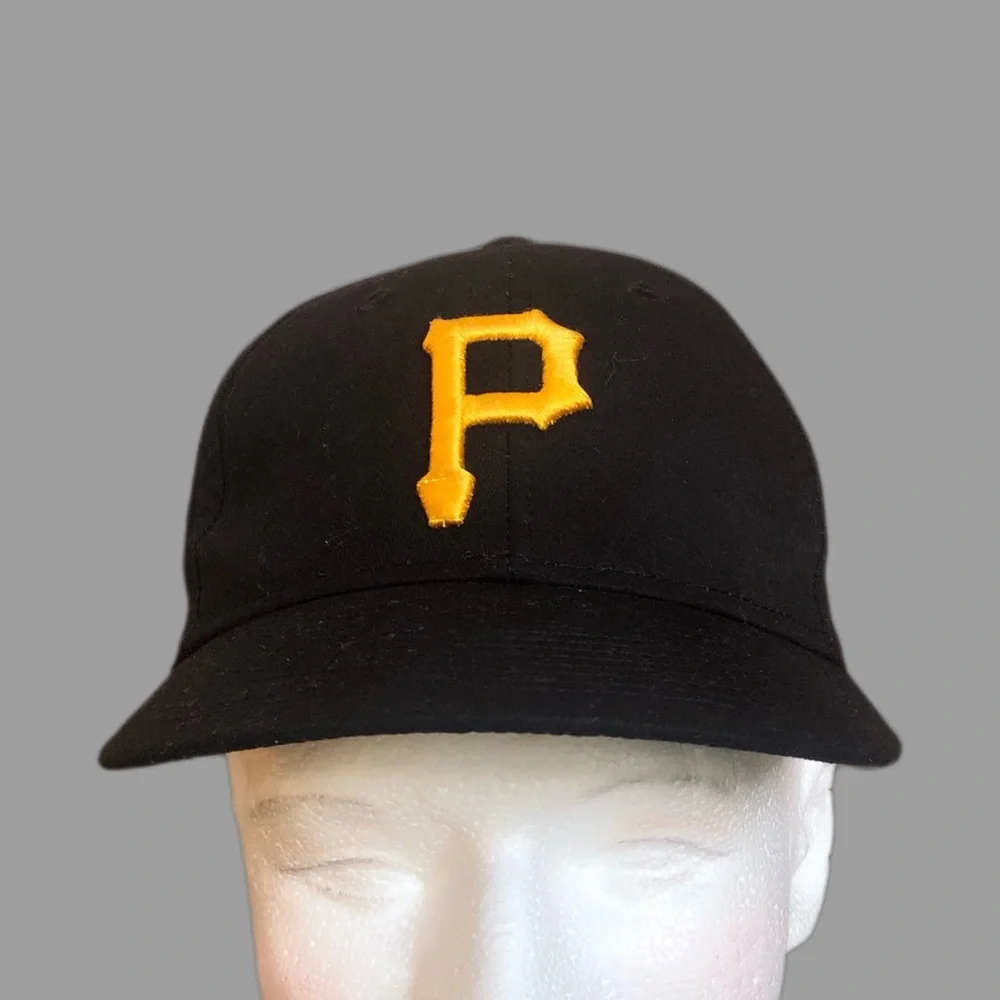 MLB Pittsburg Pirates Youth Official MBL Baseball Hat